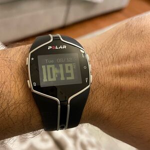 Polar FT80 Wrist-Watch Heart Rate Monitor (Black)